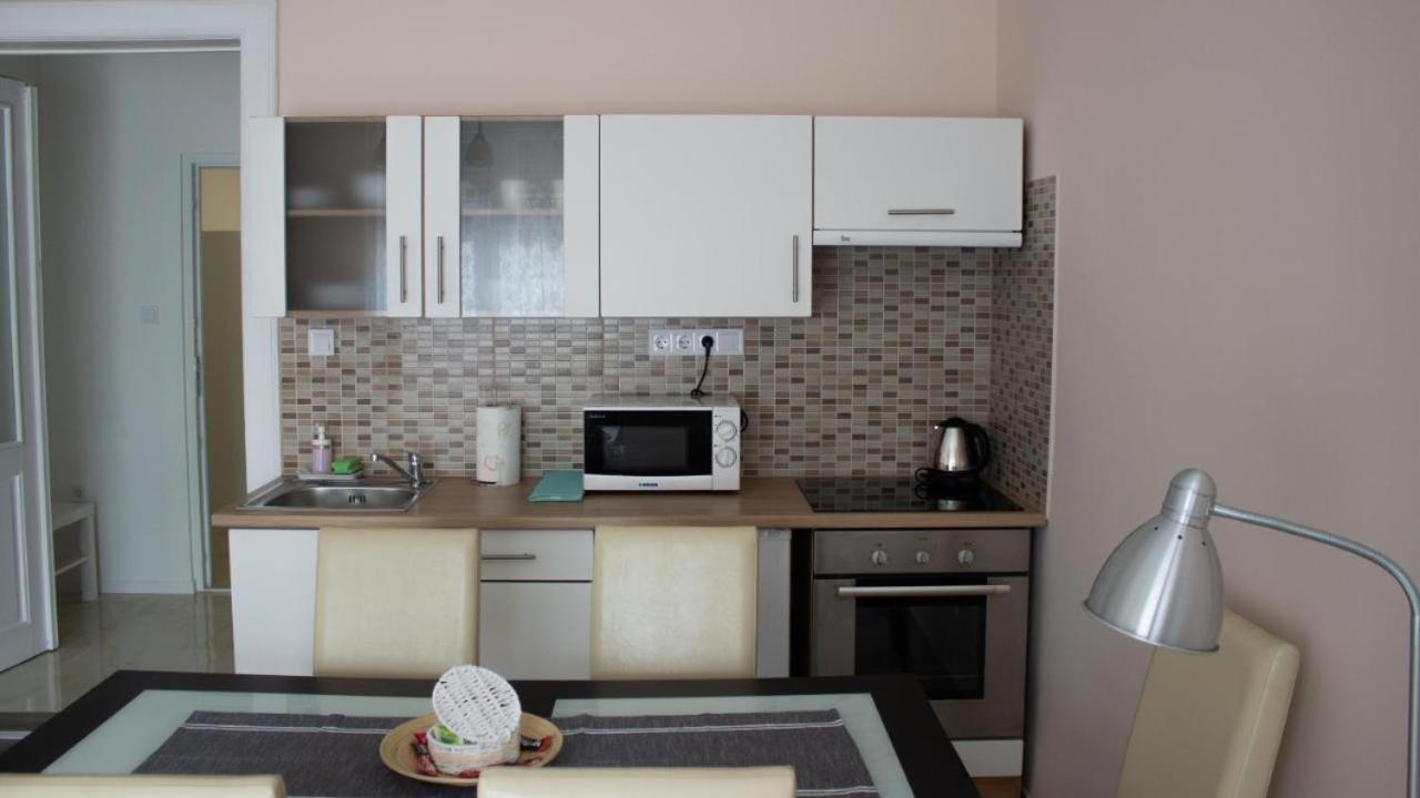 Broadway Apartments B3 Дебрецен Екстериор снимка