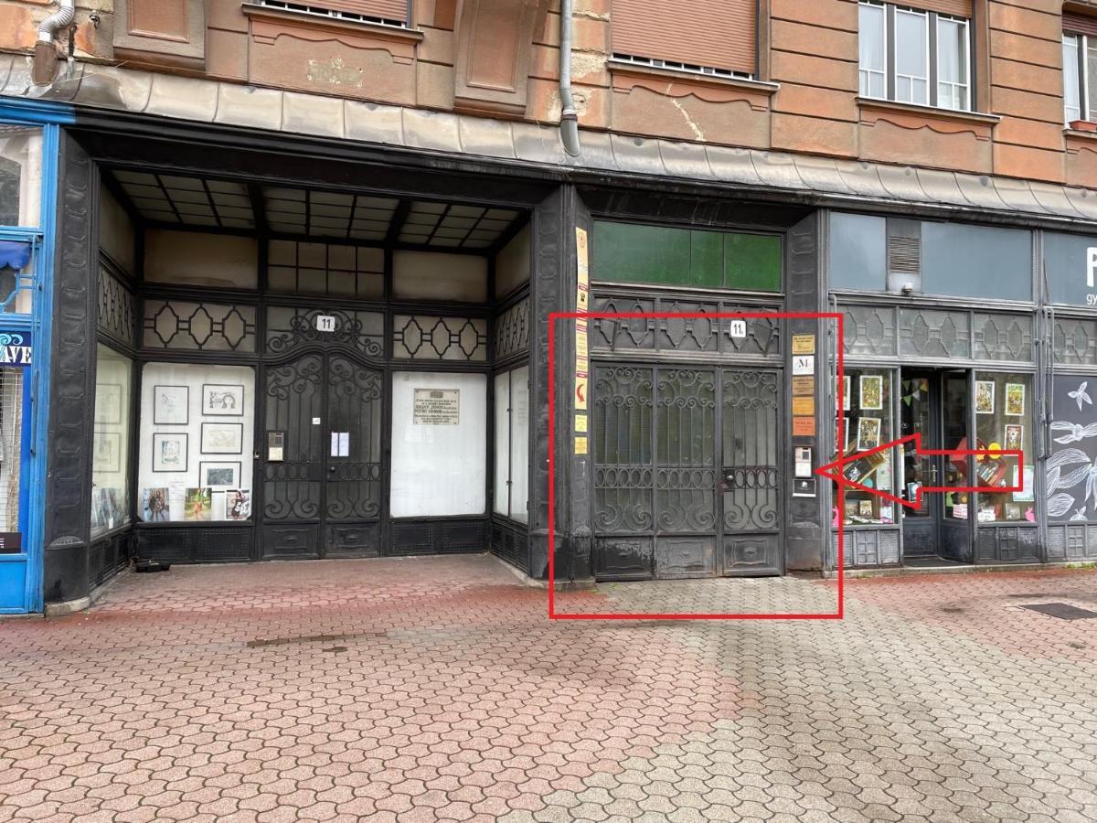 Broadway Apartments B3 Дебрецен Екстериор снимка