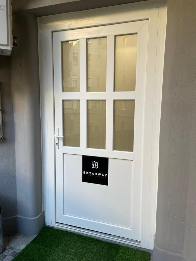 Broadway Apartments B3 Дебрецен Екстериор снимка